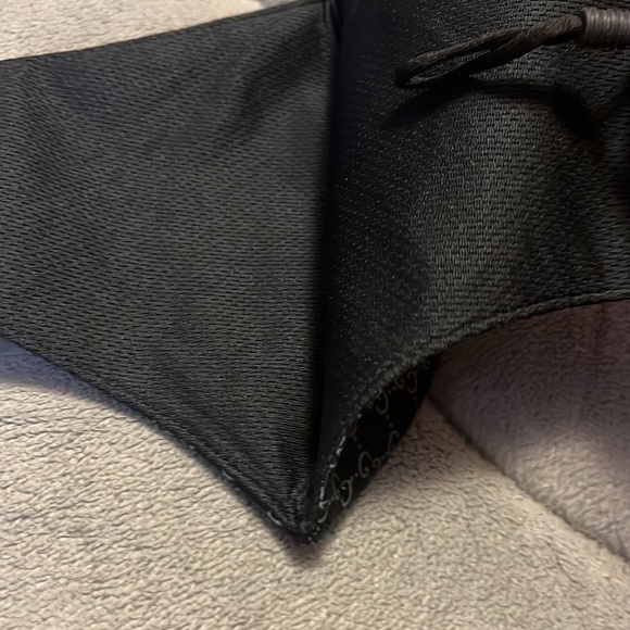 Gucci mask from Etsy - Picture 2 of 3